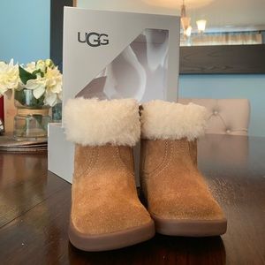 Infant Ugg boots Jorie II